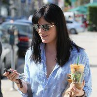 Selma Blair carries a cool drink as she leaves Urth Caffe | Picture 112808